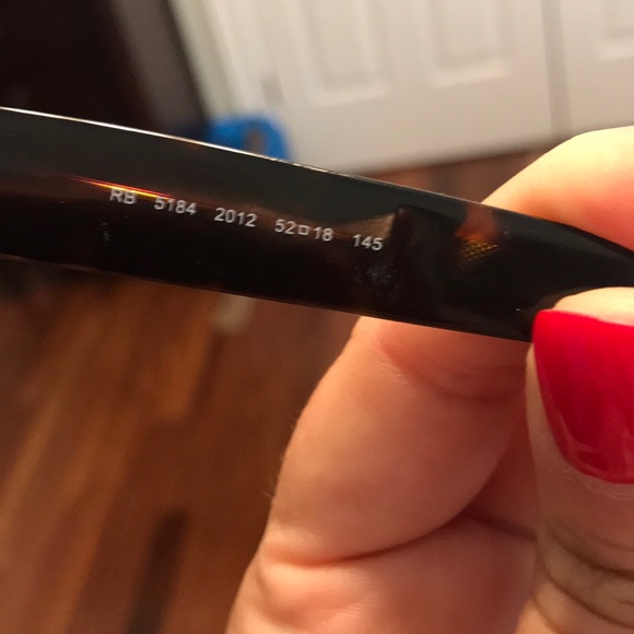 Ray Ban Glasses- case included - Picture 4 of 4